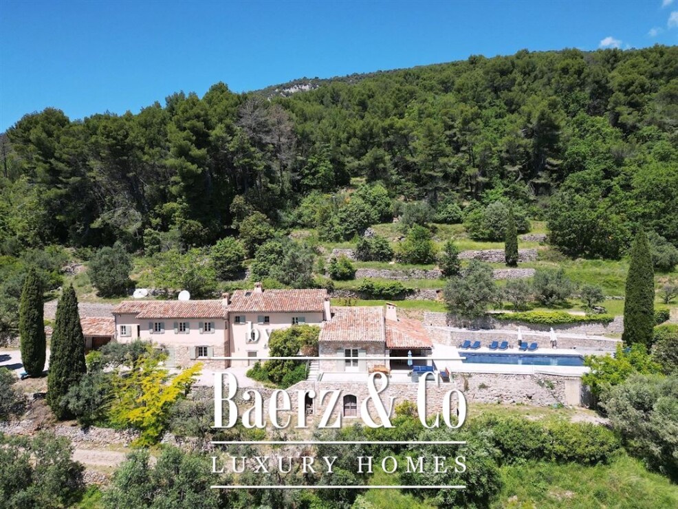 Agay photo