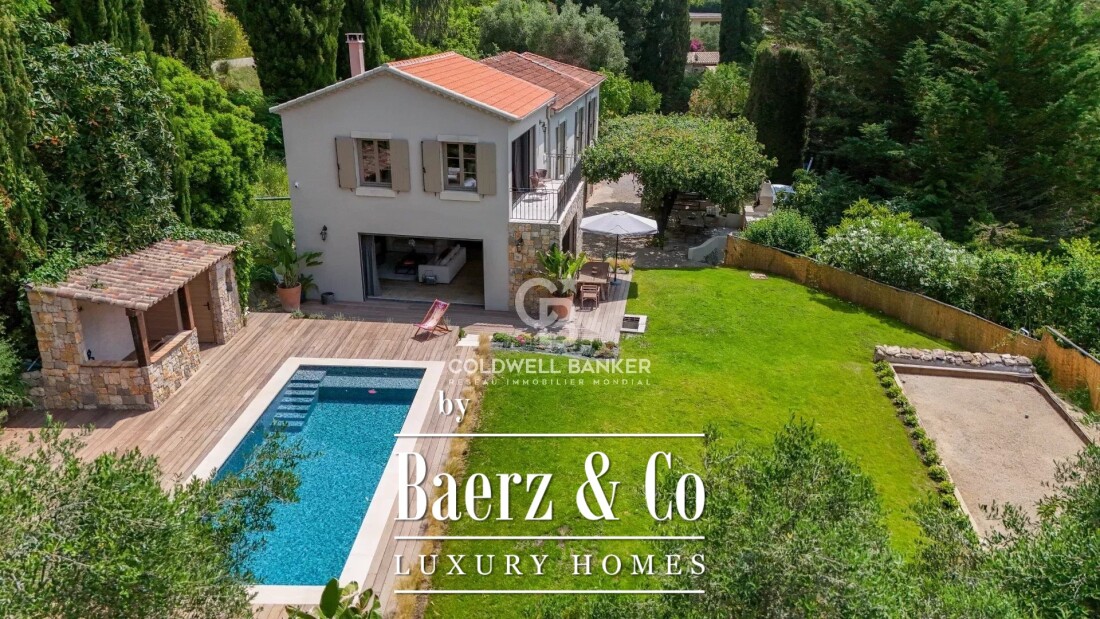 Mougins photo