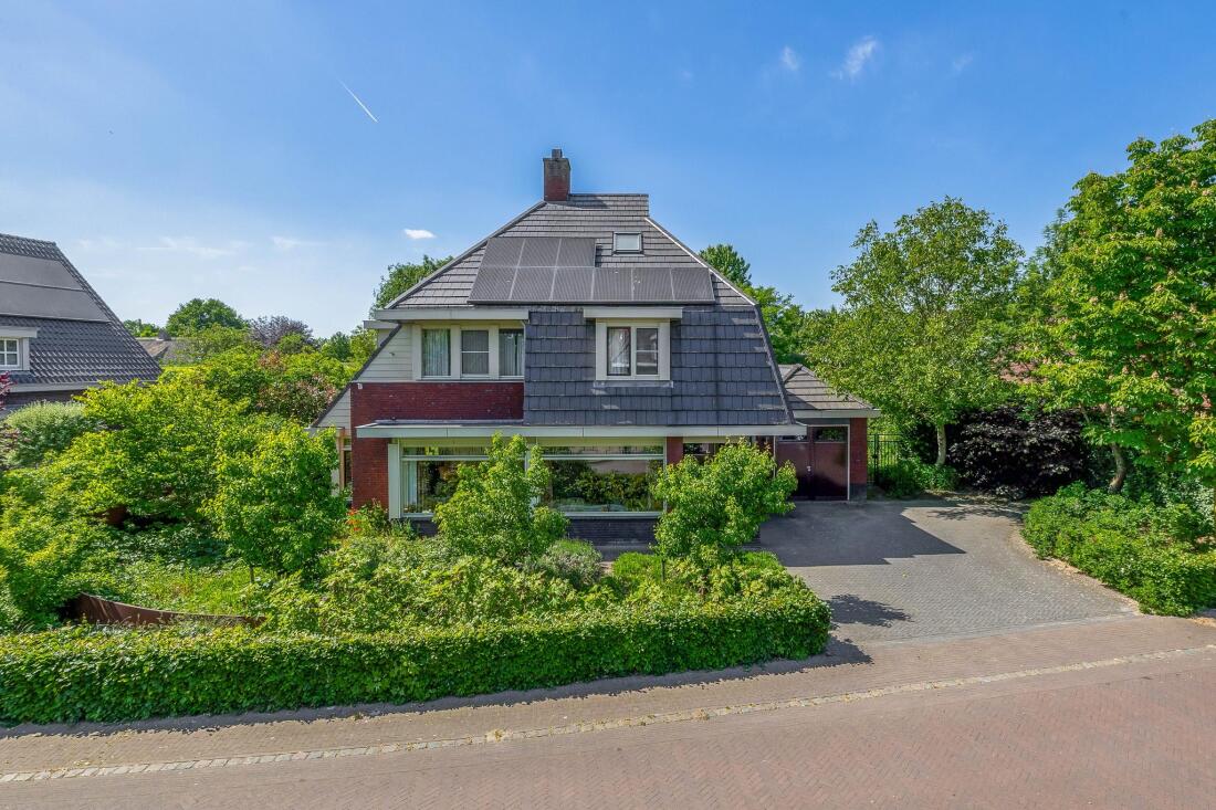 Lieshout photo