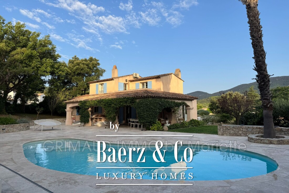 Bormes-les-Mimosas photo