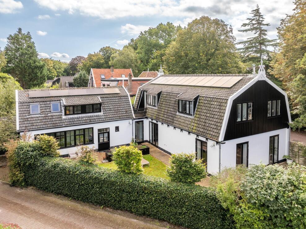 Broek op Langedijk photo