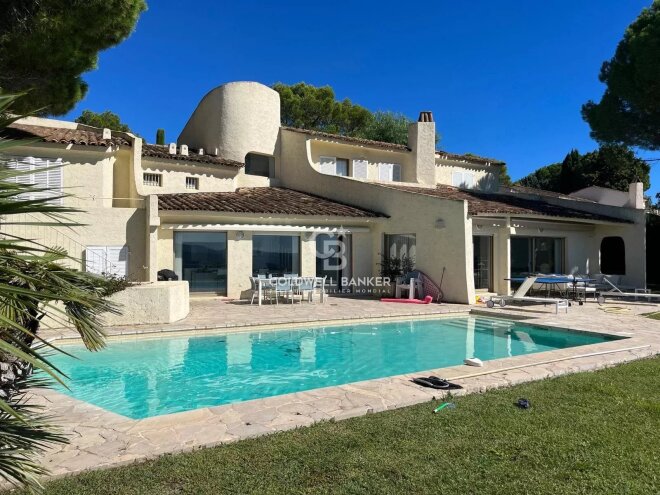 Villeneuve-Loubet photo