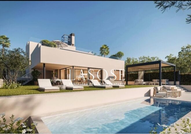 Segur De Calafell photo