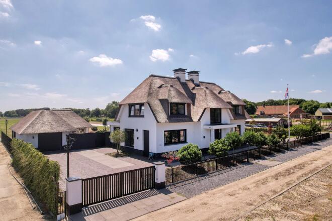 Noordwijkerhout photo