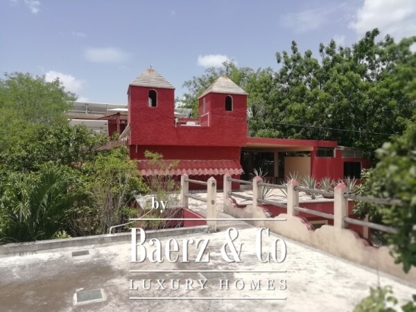 photo 35 Street 18 x 33 Izamal 