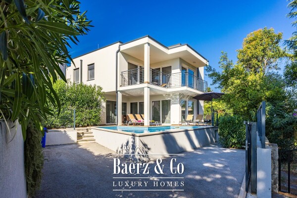 photo 12 Istria, Premantura, modern villa with swimming pool in an excellent location 500 m from the sea