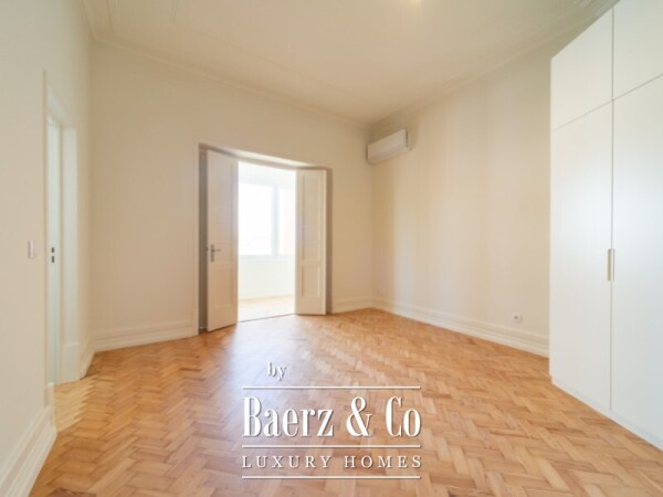 photo 12 3 Bedroom apartment plus 1 next to Rato square.